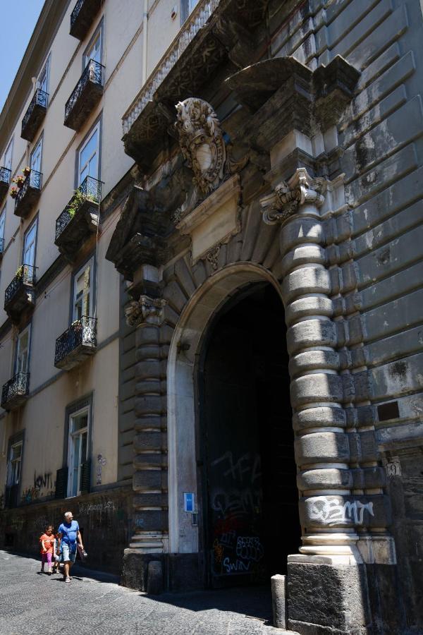 Domus Sansevero Napoli Bagian luar foto